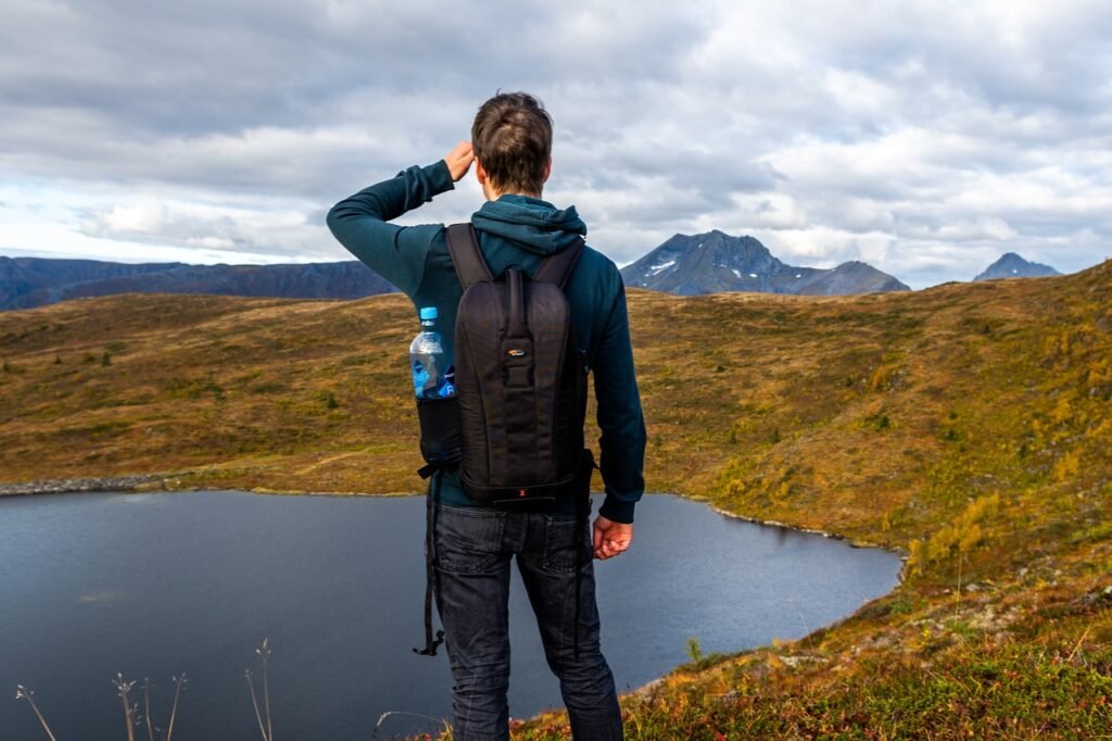 hike, norway, outlook-4488756.jpg